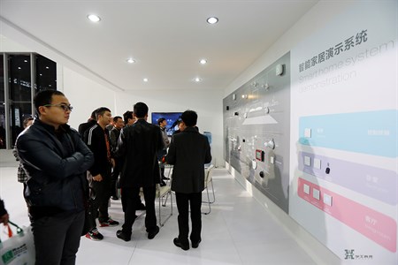 迈向工业互联网 华工科技参展第十二届国际光博会