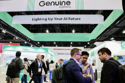 OFC2026 | 华工正源携手阿里云，现场动态3.2T NPO，定义 AI 集群下一代高速光互联